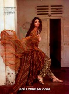 Diana Penty feet photo 1
