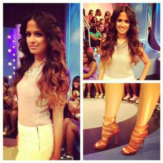 Rocsi Diaz feet photo thumbnail