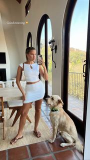 Kara Del Toro feet photo thumbnail