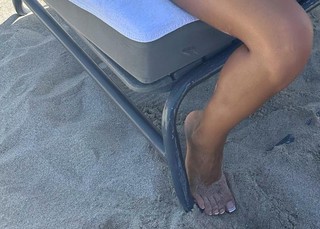 Jena Frumes feet photo thumbnail