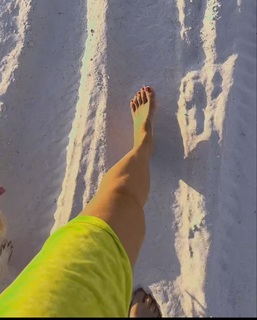 Catherine Bell feet photo thumbnail