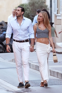 Kimberley Garner feet photo thumbnail