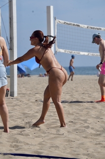 Francia Raisa feet photo thumbnail