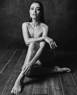 Juliana Paes feet photo thumbnail