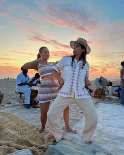 Francia Raisa feet photo thumbnail
