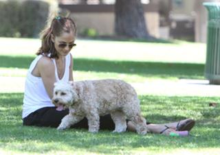 Minka Kelly feet photo thumbnail