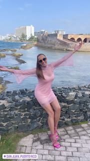 Lili Estefan feet photo thumbnail