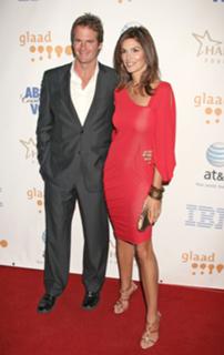 Cindy Crawford feet photo thumbnail