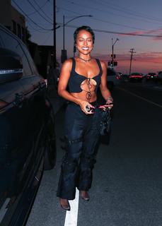 Karrueche Tran feet photo thumbnail