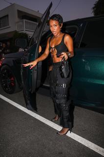 Karrueche Tran feet photo thumbnail