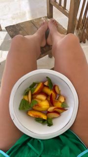 Olivia Wilde feet photo thumbnail