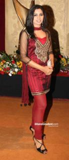 Shreya Ghoshal feet photo 1