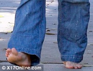 Helen Hunt feet photo 2