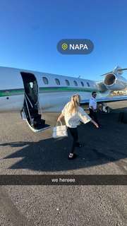 Katie Sigmond feet photo thumbnail