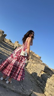 Dorra Zarrouk feet photo thumbnail
