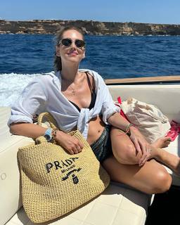 Chiara Ferragni feet photo thumbnail
