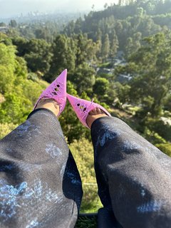 Christina Aguilera feet photo thumbnail