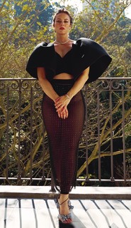 Paolla Oliveira feet photo thumbnail