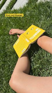 Emmy Rossum feet photo thumbnail