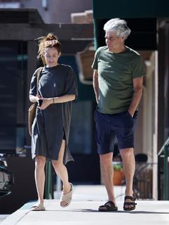 Riley Keough feet photo thumbnail