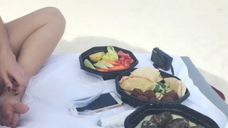 Amanda Cerny feet photo thumbnail