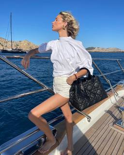 Elsa Hosk feet photo thumbnail
