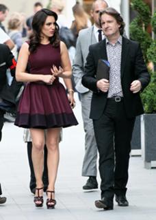 Kelly Brook feet photo thumbnail