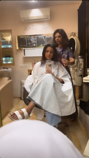Parineeti Chopra feet photo thumbnail