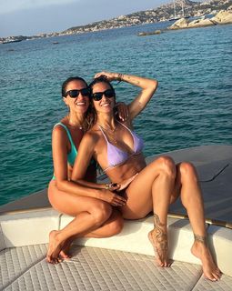Melissa Satta feet photo thumbnail