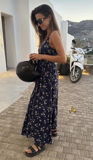 Julia Wieniawa-Narkiewicz feet photo thumbnail
