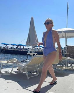 Giorgia Meloni feet photo 1