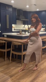 Francia Raisa feet photo thumbnail
