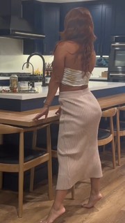 Francia Raisa feet photo thumbnail