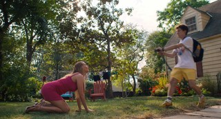 Jennifer Lawrence feet photo thumbnail