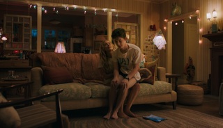 Jennifer Lawrence feet photo thumbnail