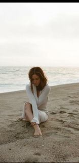 Brittany Snow feet photo thumbnail