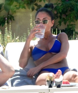 Nicole Scherzinger feet photo thumbnail