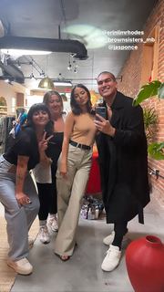 Erin Lim feet photo thumbnail