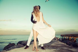 Martha Hunt feet photo thumbnail