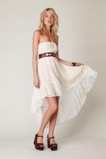 Martha Hunt feet photo thumbnail