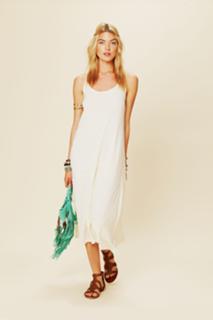 Martha Hunt feet photo thumbnail