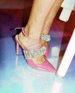 Marina Ruy Barbosa feet photo thumbnail