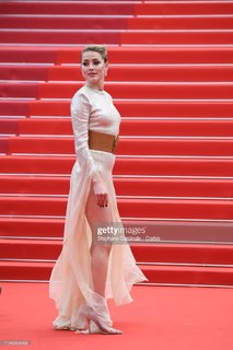 Amber Heard feet photo thumbnail