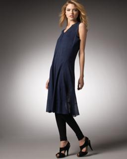 Martha Hunt feet photo thumbnail