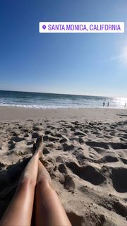 Anushka Sen feet photo thumbnail