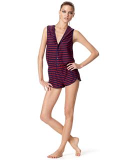Martha Hunt feet photo thumbnail