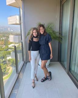 Kate Walsh feet photo thumbnail