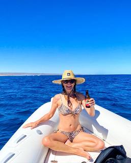 Kate Walsh feet photo thumbnail