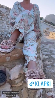 Katarzyna Cichopek feet photo thumbnail