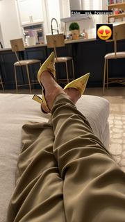 Ashley Fliehr feet photo thumbnail